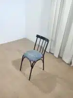 Chaise métal Antique