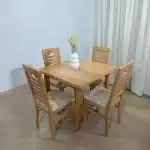 Table de salle à manger en Bois Massif Carrée + 4 chaises